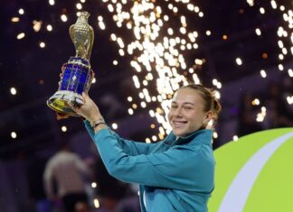 ANISIMOVA SE CORONA CAMPEONA WTA 1000 DE DOHA
