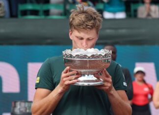 BROOKSBY LEVANTA SU PRIMER ATP EN HOUSTON