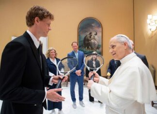 JANNIK SINNER SE ENCUENTRA CON EL PAPA LEÓN XIV EN ROMA TRAS SU REGRESO A LAS CANCHAS
