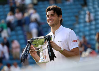 FRITZ REVALIDA SU CORONA EN EASTBOURNE