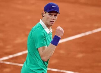SINNER ELIMINA A DJOKOVIC Y ALCANZA SU PRIMERA FINAL EN ROLAND GARROS