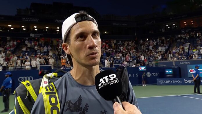 gettyimages-bagnis-toronto2 (1)