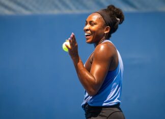 LLUVIA Y RETIROS MARCAN UNA JORNADA INTERRUMPIDA EN EL WTA 1000 DE CINCINNATI