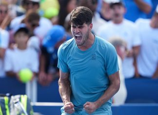 ALCARAZ SUPERA UN DIFICIL DEBUT EN CINCINNATI