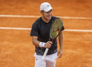 BUENO PROTAGONIZA UNA REMONTADA ÉPICA Y AVANZA EN BUENOS AIRES
