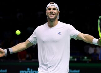 STRUFF REMONTA Y AVANZA EN ALMATY