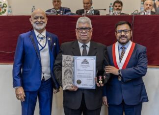 NUESTRO DIRECTOR FUE RECONOCIDO EN EL CONGRESO DE LA REPÚBLICA