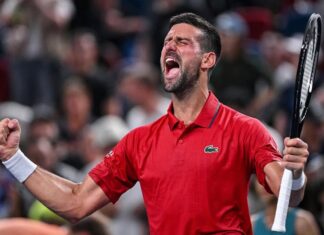 DJOKOVIC REMONTA EN SHANGHAI Y AVANZA A OCTAVOS