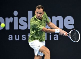 MEDVEDEV AVANZA CON AUTORIDAD EN BRISBANE