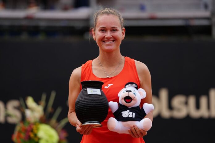 Marie-Bouzkova-Copa-Colsanitas-WTA (1)