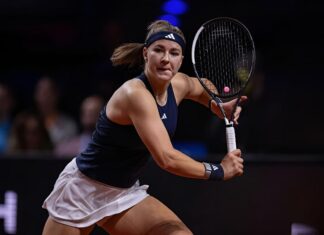 MUCHOVA Y ALEXANDROVA AVANZAN FIRMES EN STUTTGART