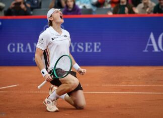 BUSE SIGUE IMPARABLE Y CLASIFICA A SEMIFINALES EN HAMBURGO
