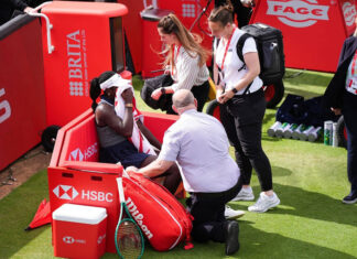 MBOKO SE RETIRÓ LESIONADA ENTRE LÁGRIMAS EN QUEEN’S