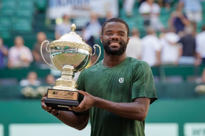 gettyimages-tiafore-champions-halle-2 (1)
