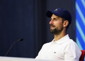 DJOKOVIC FELICITA A FEDERER POR SU INGRESO AL SALÓN DE LA FAMA