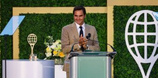 FEDERER FUE INCORPORADO AL SALÓN INTERNACIONAL DE LA FAMA DEL TENIS