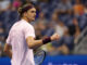 US OPEN: ZVEREV SOBREVIVE, MONFILS DICE ADIÓS Y TABILO HACE HISTORIA