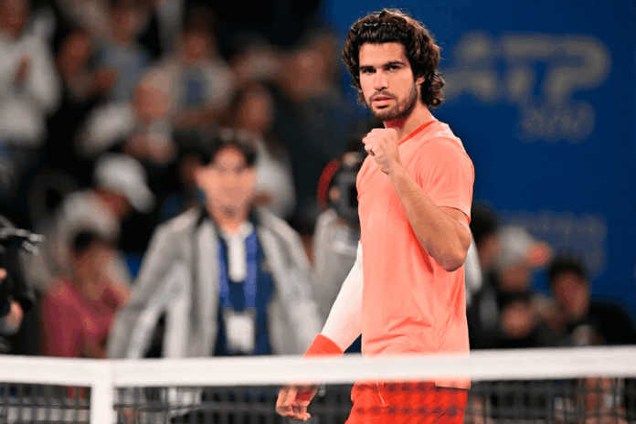 gettyimages-carlitos-alcaraz-tokio (1)