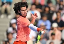ALCARAZ AVANZA A SEMIFINALES Y SUEÑA CON EL BICAMPEONATO EN TOKIO