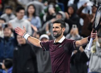 DJOKOVIC VENCE A ZVEREV Y SE METE A SEMIFINALES EN BEIJING