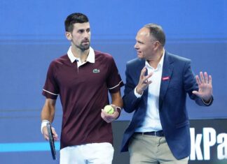 ¡INSÓLITO FINAL! DJOKOVIC AVANZA A LA FINAL DE BEIJING TRAS DESCALIFICACIÓN DE MEDVEDEV