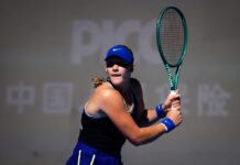 ANDREEVA Y MUCHOVA AVANZAN A CUARTOS EN BEIJING