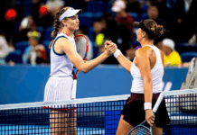 RYBAKINA CAE EN SU REGRESO EN BEIJING