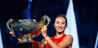 QINWEN ZHENG HACE HISTORIA Y CONQUISTA BEIJING